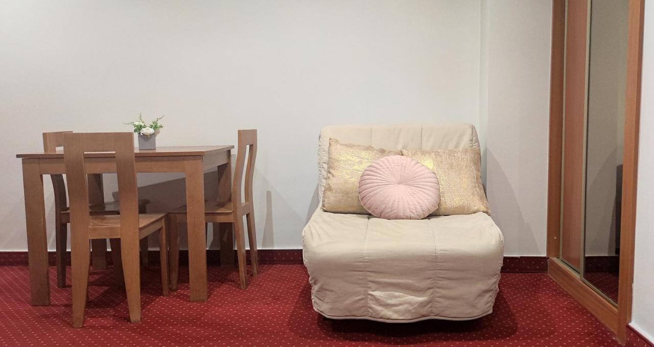 Apartament Warszawa Centrum Helvetia Plus Екстериор снимка